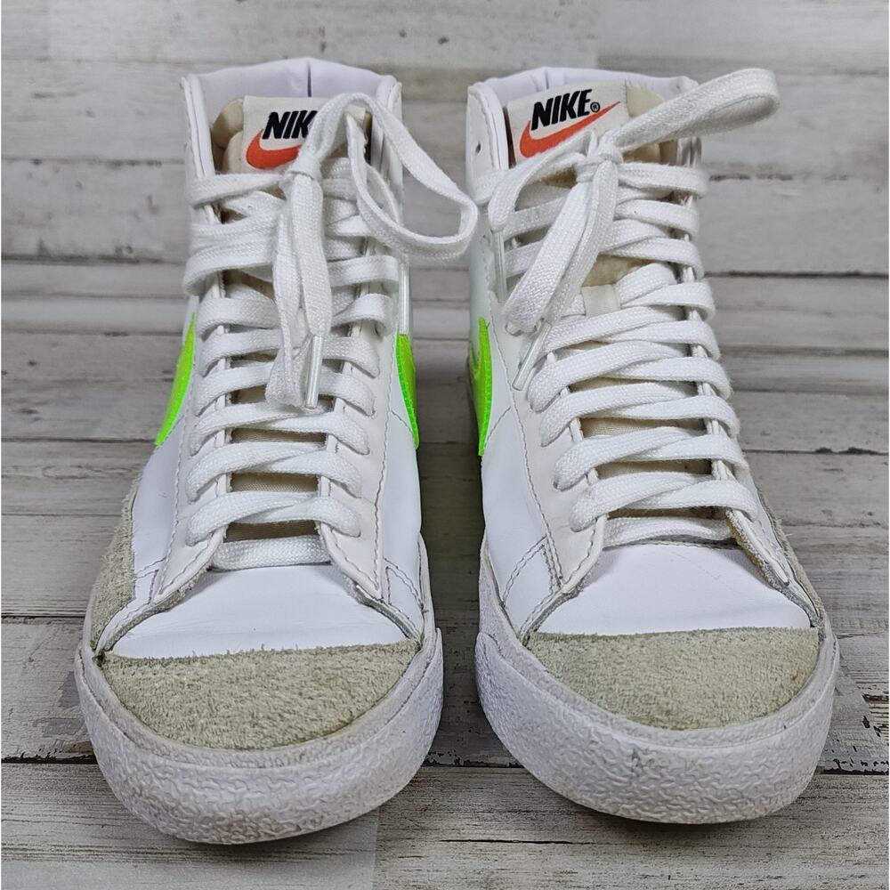NIKE Blazer Mid 77 Essential Women's Sneakers Size 6.5 White And Volt Colorway - Picture 3 of 8